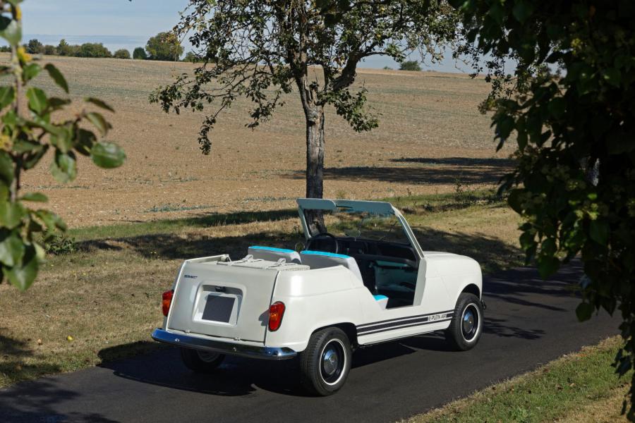  Renault 4L e-Plein Air Concept 2019 года  (фото 42 из 46)
